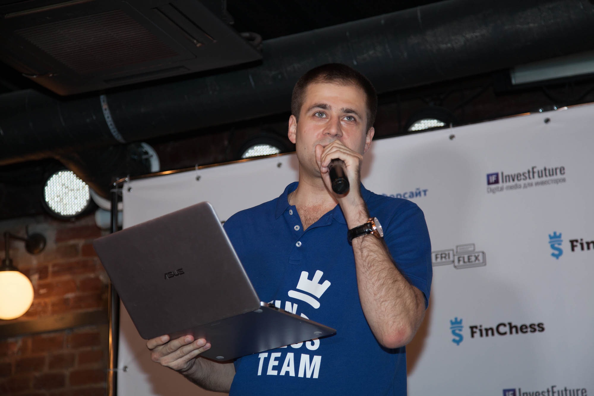 FinChess Максим Викерчук